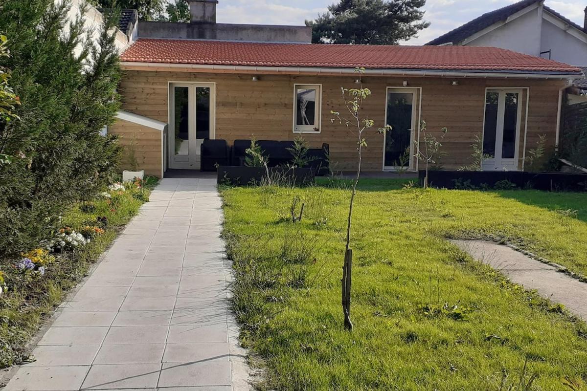 L'Escapade Parisienne Lägenhet Aulnay-sous-Bois Exteriör bild