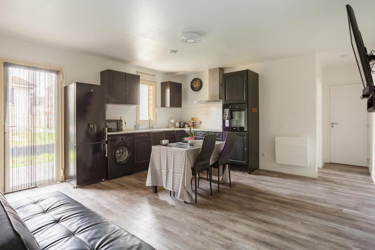 L'Escapade Parisienne Lägenhet Aulnay-sous-Bois Exteriör bild